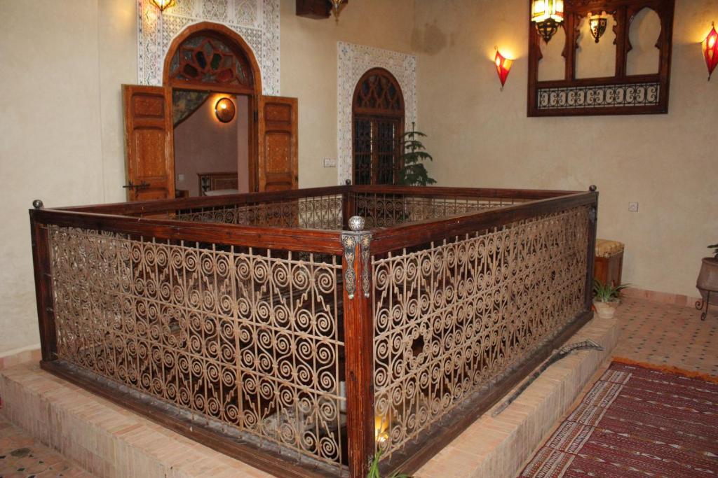 Riad Benchekroun Meknès Buitenkant foto