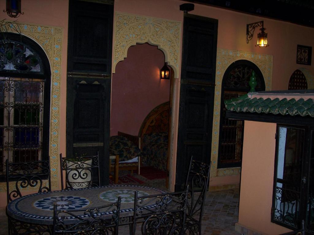 Riad Benchekroun Meknès Kamer foto