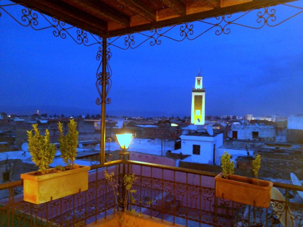 Riad Benchekroun Meknès Buitenkant foto